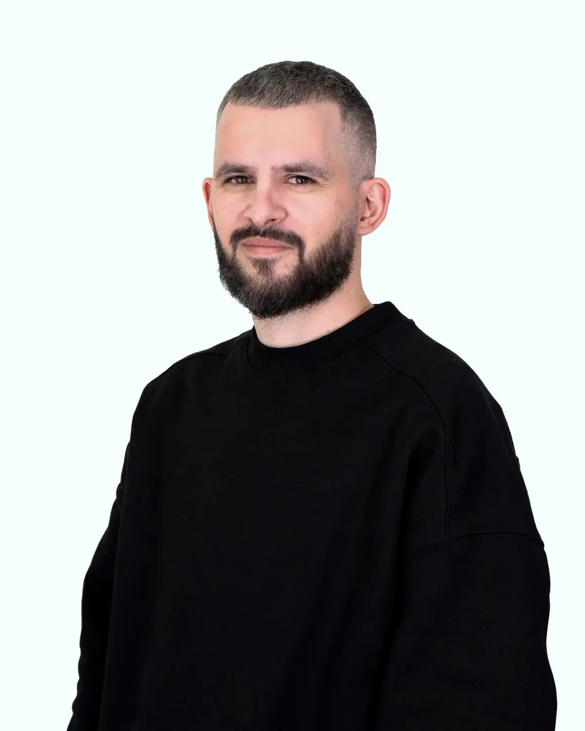 Васил Шкутов
